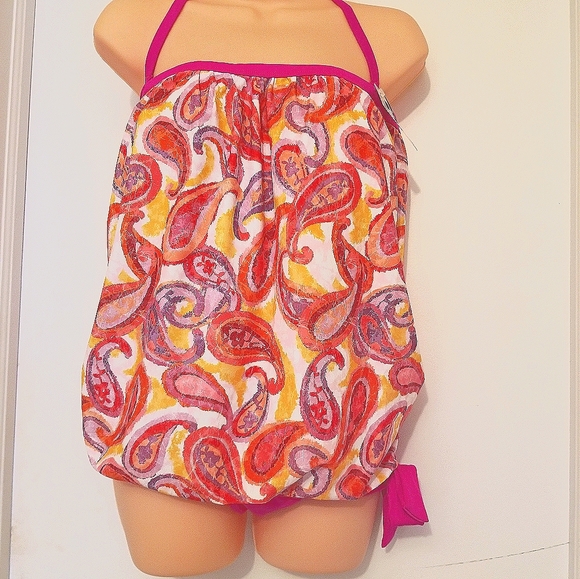 Two Piece Swimsuit - Picture 3 of 8